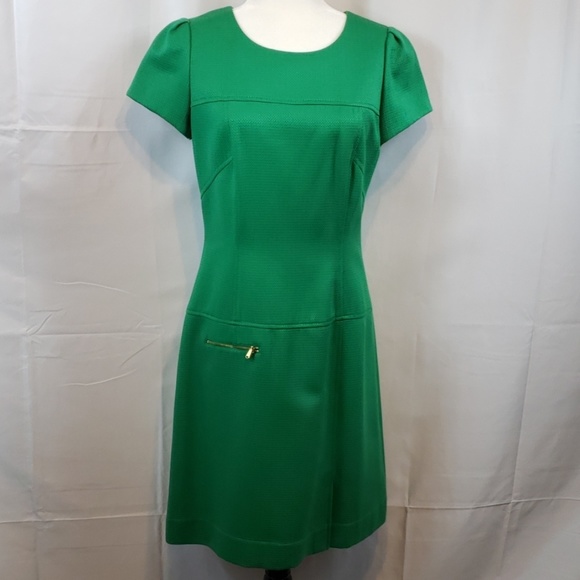 Tahari by Arthur Levine  Kelly Green Dress size 6 - Picture 2 of 8